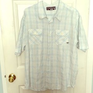 Men’s button down shirt sleeve shirt